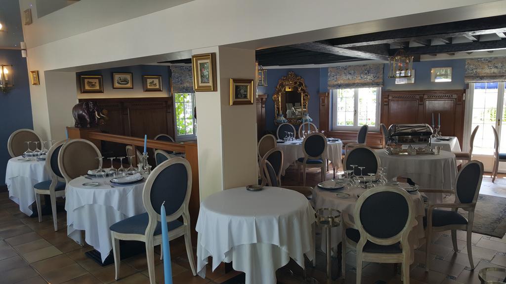 Logis - Hotel & Restaurant Le Gonfalon Germigny-l'Eveque Εξωτερικό φωτογραφία