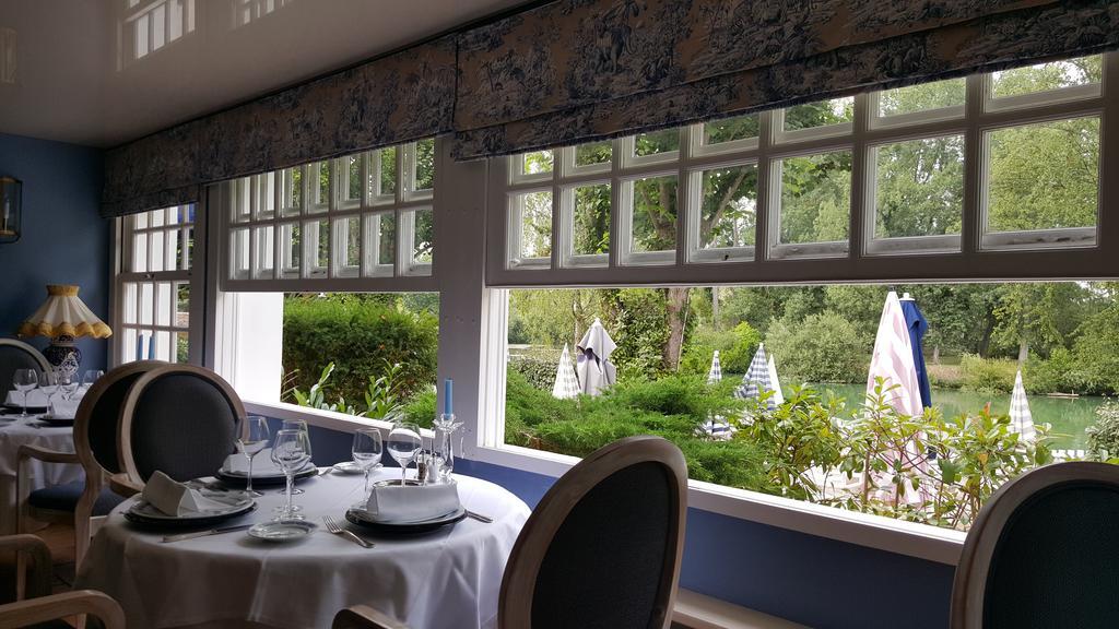 Logis - Hotel & Restaurant Le Gonfalon Germigny-l'Eveque Εξωτερικό φωτογραφία
